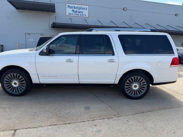 Lincoln Navigator L 4WD 2015