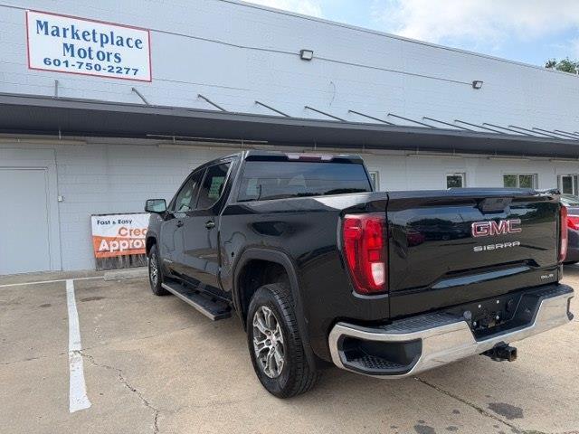 GMC Sierra 1500 SLE Crew Cab Long Box 2WD 2019