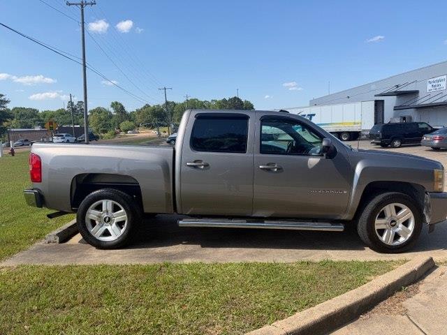 Chevrolet Silverado 1500 LTZ Crew Cab 2WD 2007
