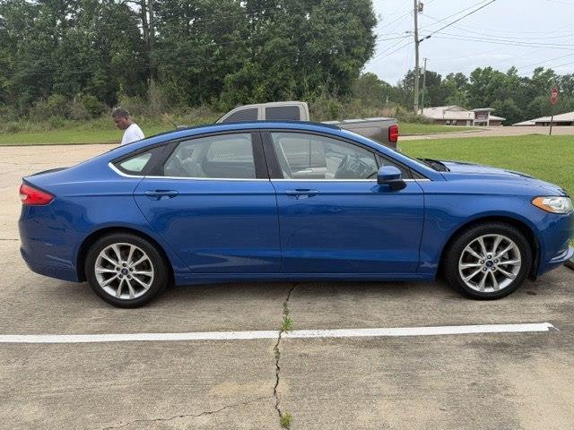 Ford Fusion SE 2017