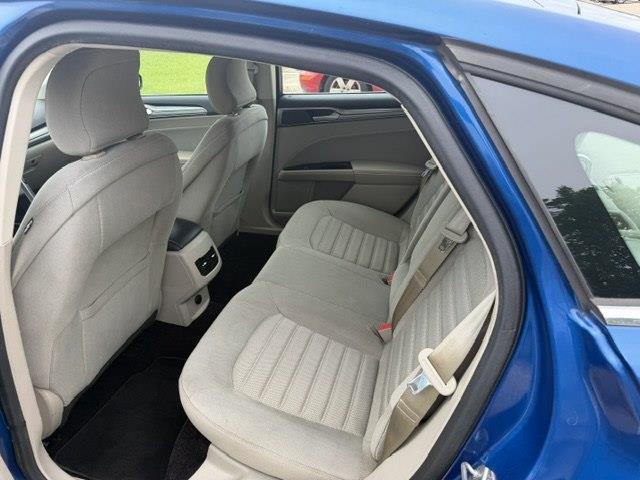 Ford Fusion SE 2017
