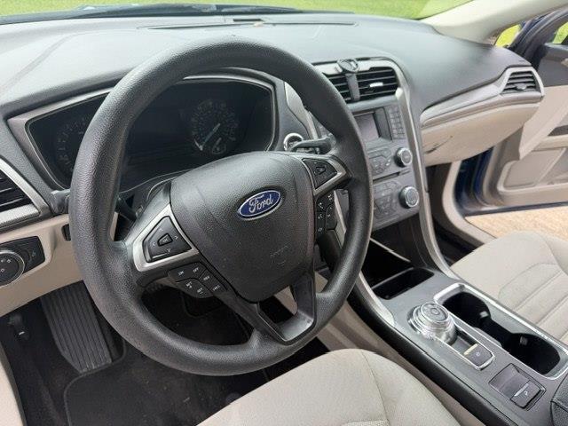 Ford Fusion SE 2017