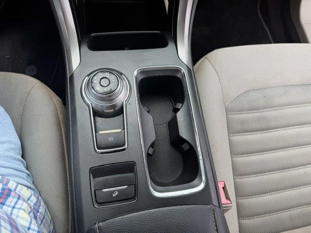 Ford Fusion SE 2017
