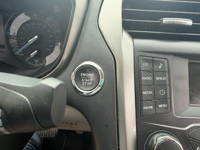 Ford Fusion SE 2017