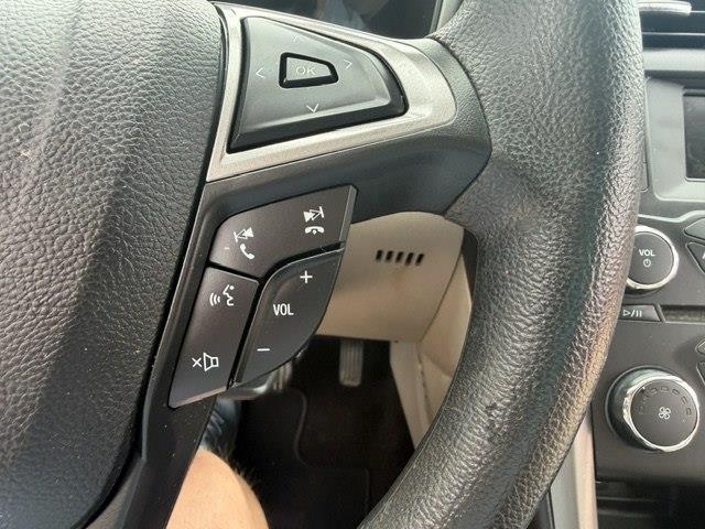 Ford Fusion SE 2017