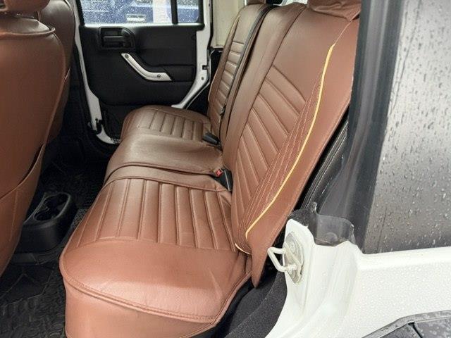 Jeep Wrangler Unlimited Sahara 4WD 2015