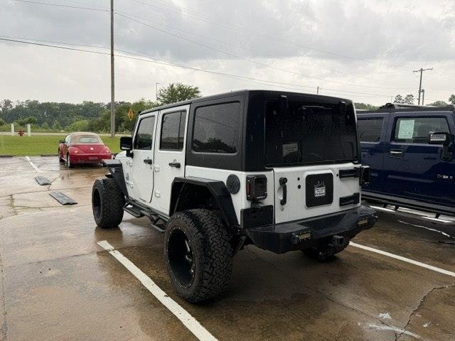 Jeep Wrangler Unlimited Sahara 4WD 2015