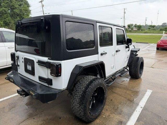 Jeep Wrangler Unlimited Sahara 4WD 2015