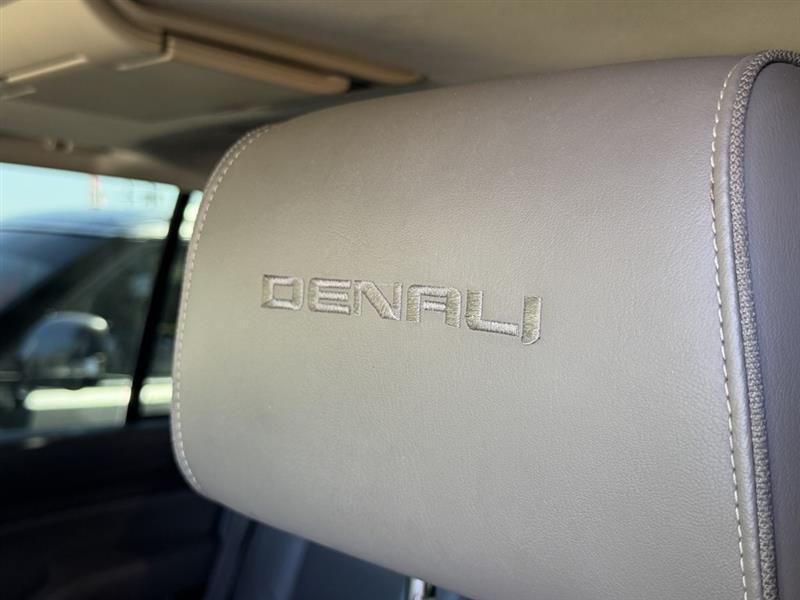GMC Yukon Denali 2WD 2013