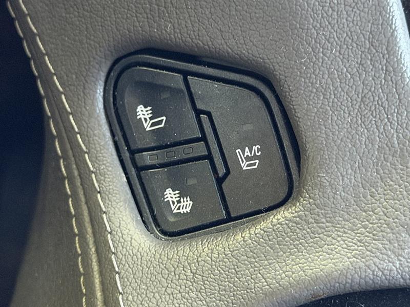 GMC Yukon Denali 2WD 2013