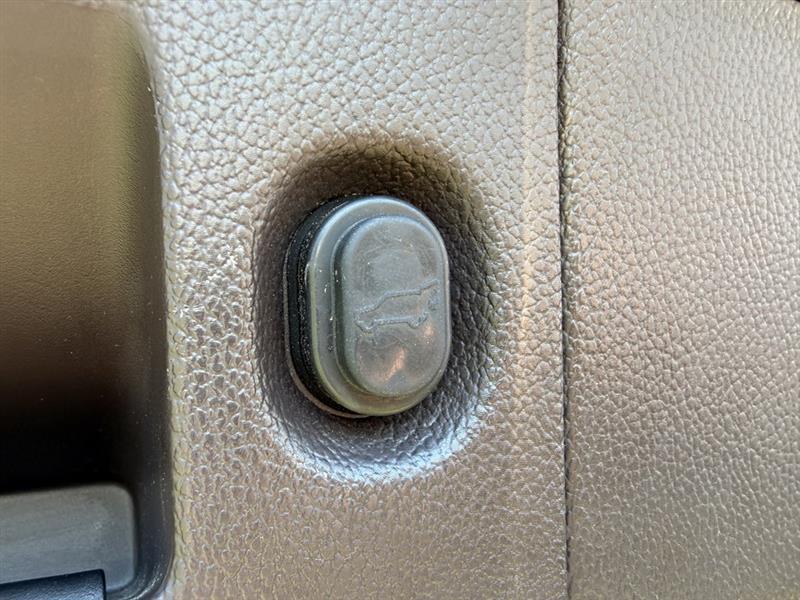 GMC Yukon Denali 2WD 2013