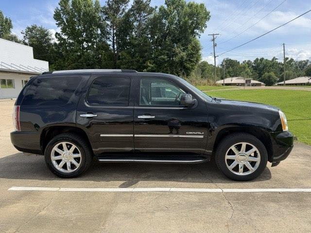 GMC Yukon Denali 2WD 4dr 2013