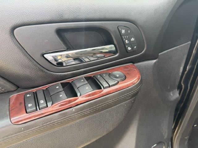 GMC Yukon Denali 2WD 4dr 2013