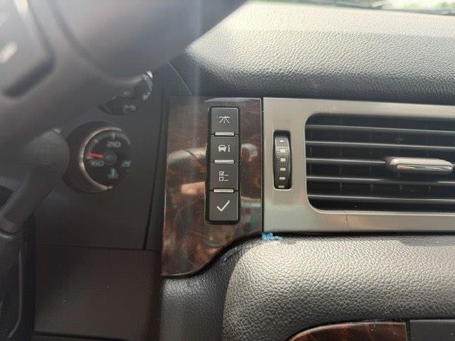 GMC Yukon Denali 2WD 4dr 2013