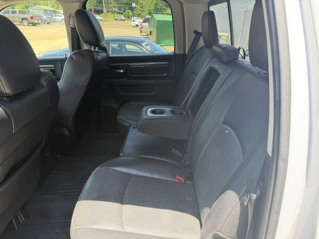 RAM 1500 Sport Crew Cab SWB 4WD 2015