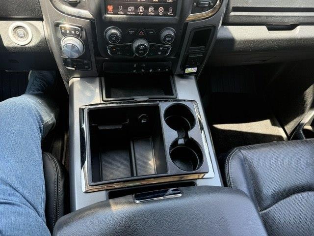 RAM 1500 Sport Crew Cab SWB 4WD 2015