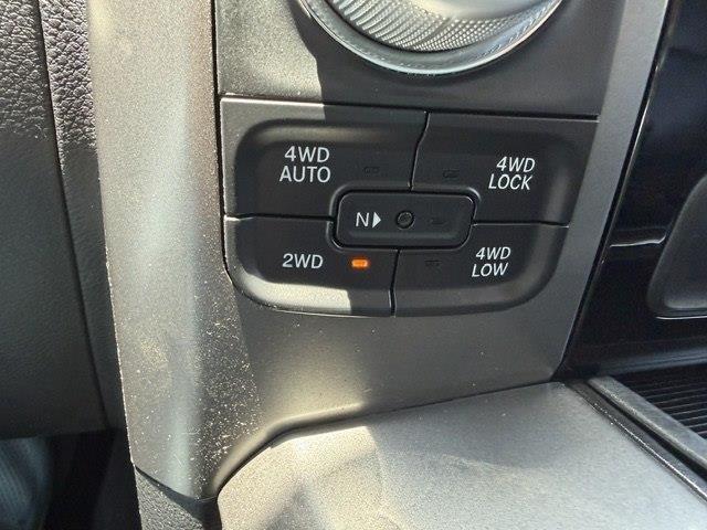RAM 1500 Sport Crew Cab SWB 4WD 2015