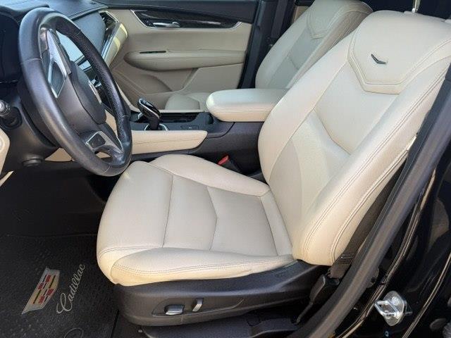 Cadillac XT5 Luxury 4D SUV FWD 2018