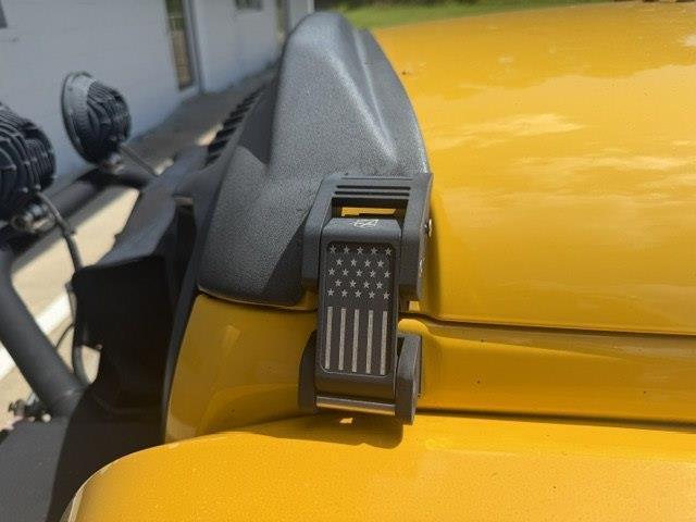 Jeep Wrangler Sahara 4WD 2015