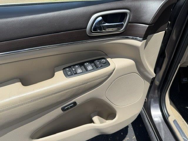 Jeep Grand Cherokee Overland 2WD 2015