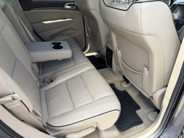 Jeep Grand Cherokee Overland 2WD 2015