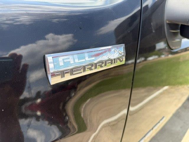 GMC Sierra 1500 4WD Crew Cab 143.5" SLT 2012