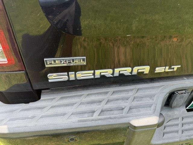 GMC Sierra 1500 4WD Crew Cab 143.5" SLT 2012