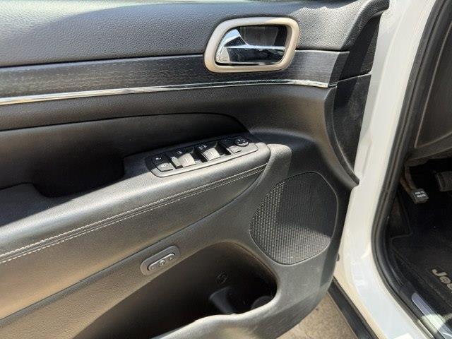 Jeep Grand Cherokee Limited 2WD 2014