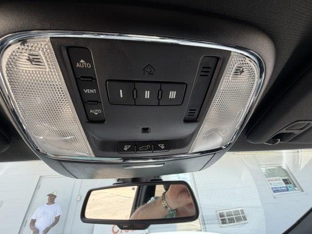 Jeep Grand Cherokee Limited 2WD 2014