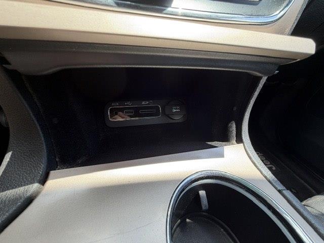 Jeep Grand Cherokee Limited 2WD 2014
