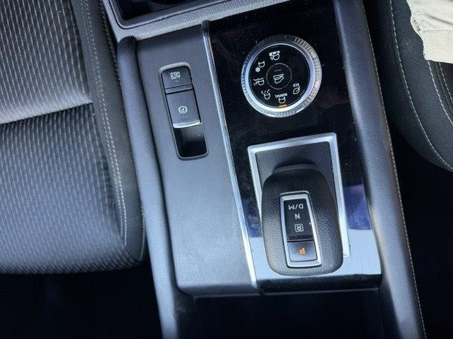 Mitsubishi Outlander ES 4WD 2022