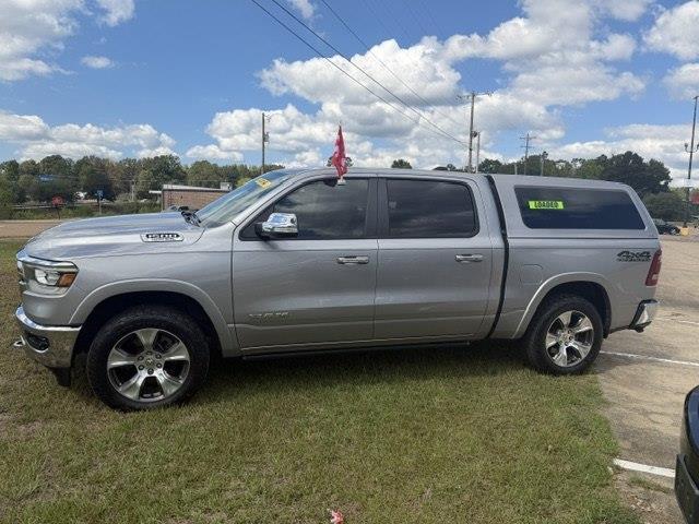 RAM 1500 Laramie Crew Cab SWB 4WD 2019