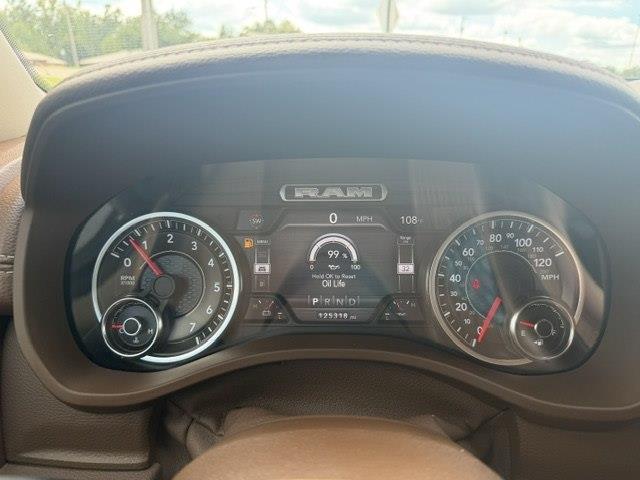 RAM 1500 Laramie Crew Cab SWB 4WD 2019
