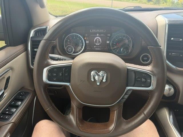 RAM 1500 Laramie Crew Cab SWB 4WD 2019