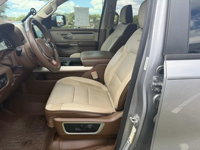 RAM 1500 Laramie Crew Cab SWB 4WD 2019