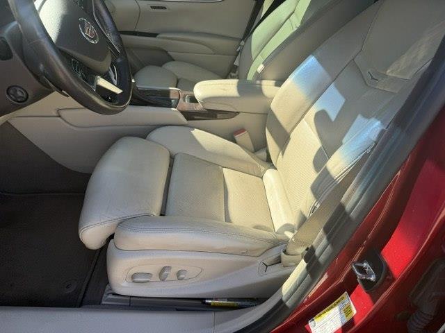 Cadillac XTS Luxury FWD 2014