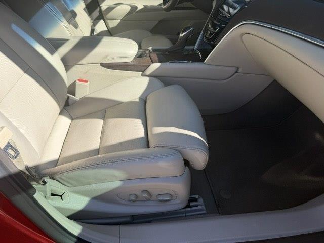 Cadillac XTS Luxury FWD 2014