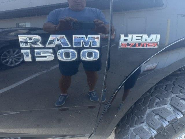 RAM 1500 Laramie Crew Cab SWB 4WD 2014
