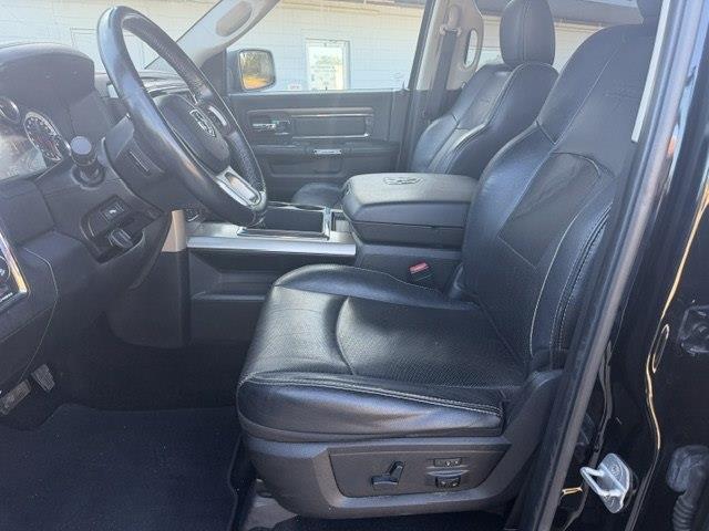 RAM 1500 Laramie Crew Cab SWB 4WD 2014
