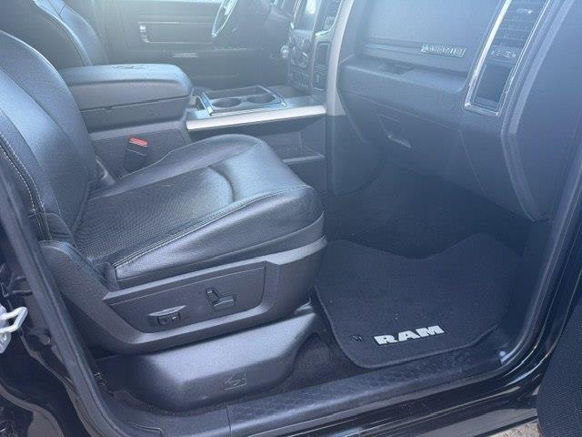 RAM 1500 Laramie Crew Cab SWB 4WD 2014