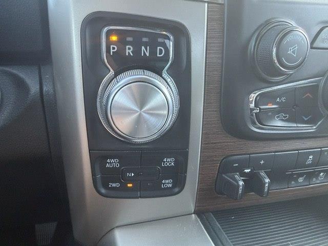 RAM 1500 Laramie Crew Cab SWB 4WD 2014