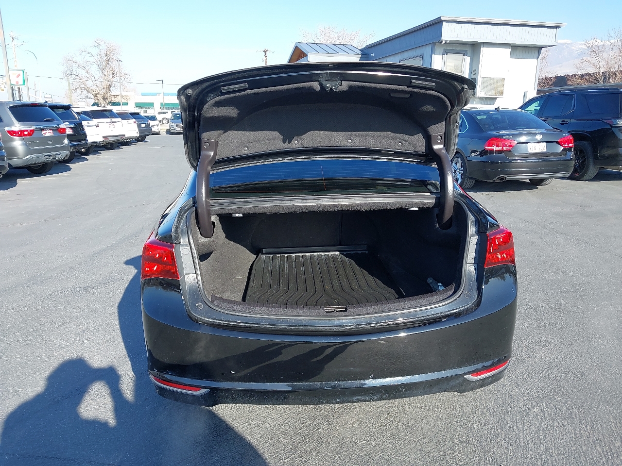 Acura TLX 4dr Sdn FWD Tech 2016