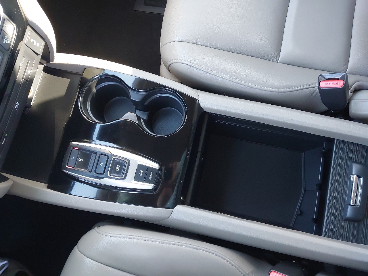 Honda Pilot Touring AWD 2017