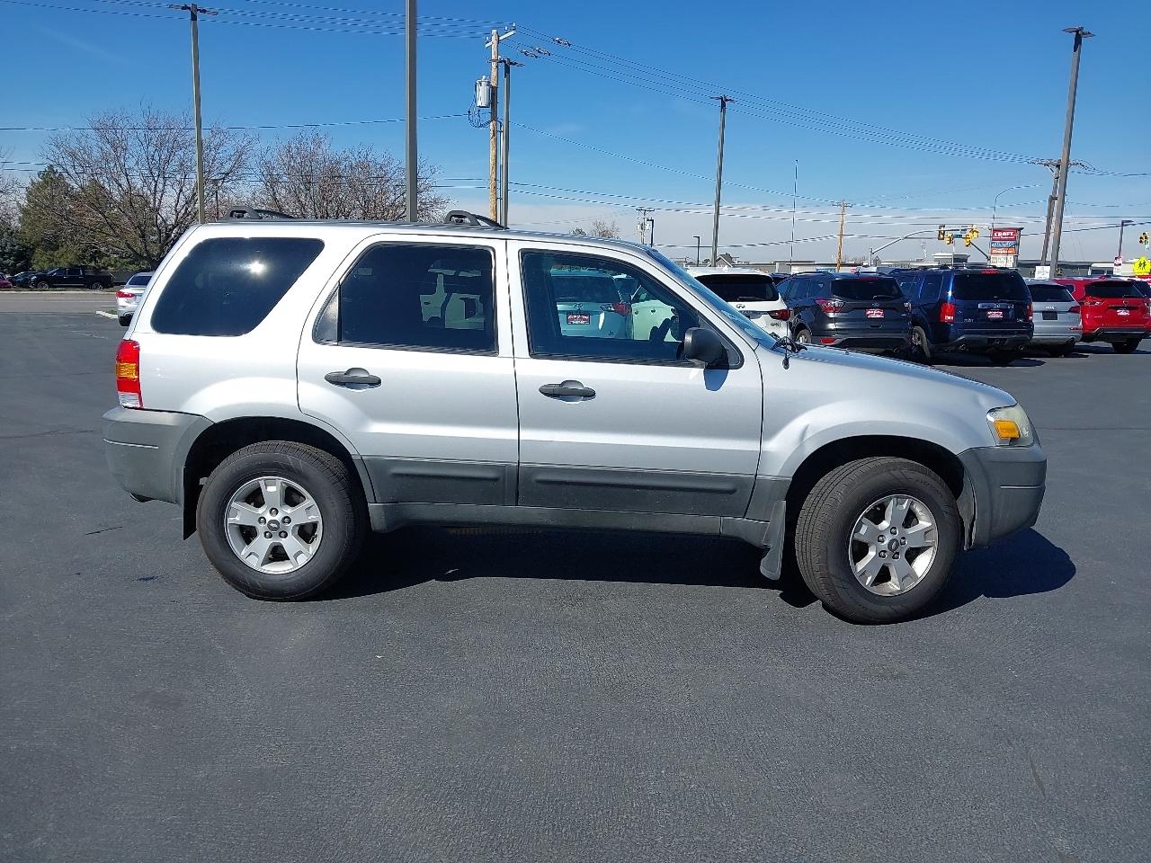 Ford Escape 4dr 103" WB 3.0L XLT 4WD 2005