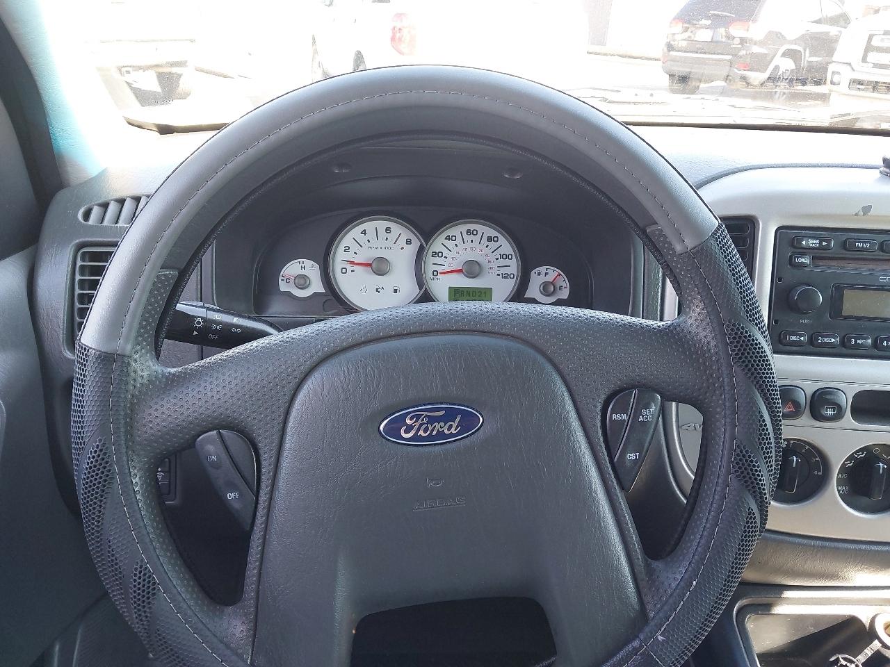Ford Escape 4dr 103" WB 3.0L XLT 4WD 2005