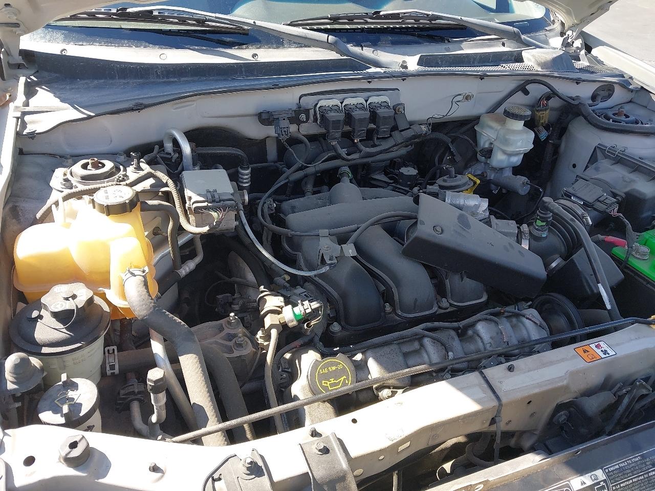 Ford Escape 4dr 103" WB 3.0L XLT 4WD 2005