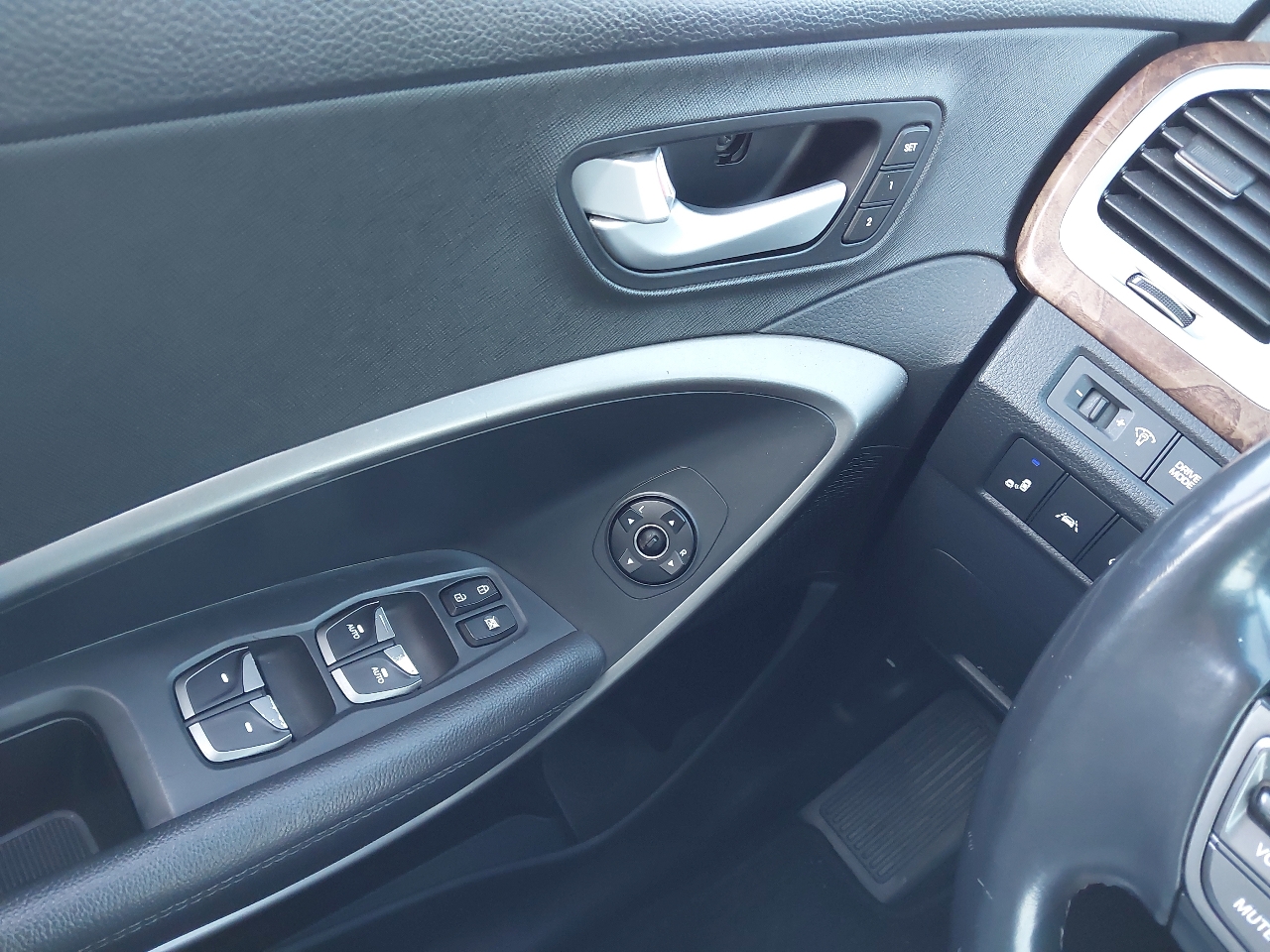 Hyundai Santa Fe Limited Ultimate 3.3L Auto AWD 2017