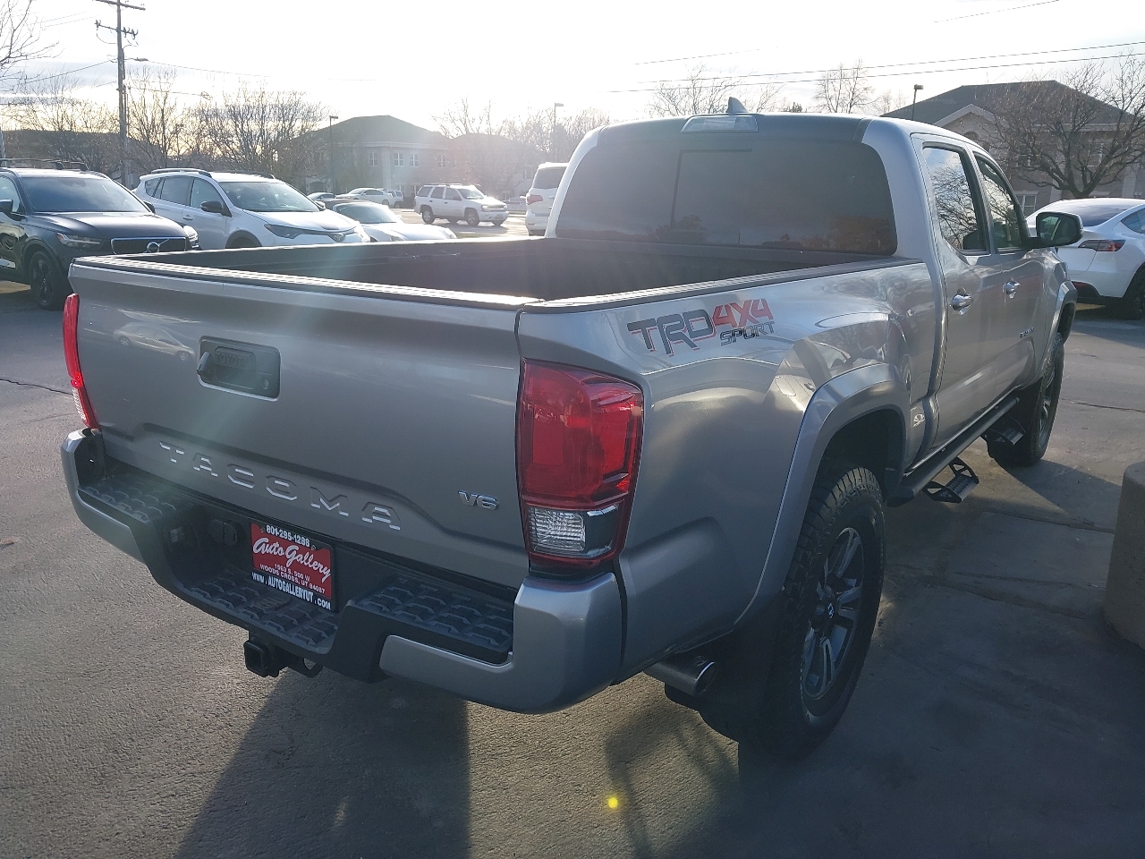 Toyota Tacoma TRD Sport Double Cab 6' Bed V6 4x4 AT (Natl) 2017