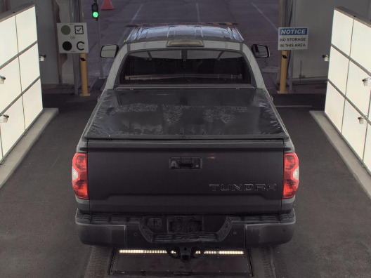 Toyota Tundra 4WD SR5 CrewMax 5.5' Bed 5.7L FFV (Natl) 2017