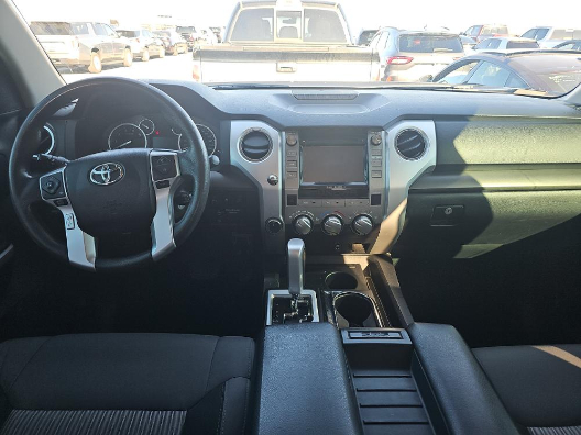 Toyota Tundra 4WD SR5 CrewMax 5.5' Bed 5.7L FFV (Natl) 2017